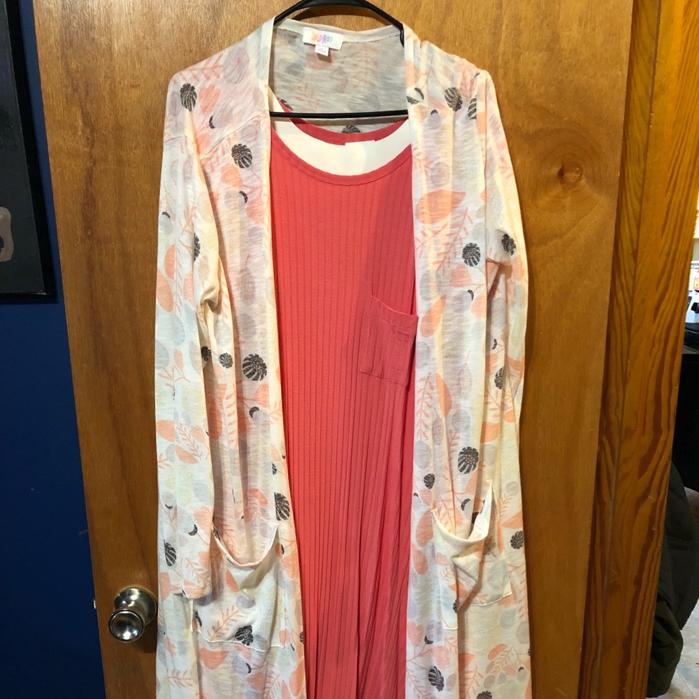 2xl coral Carly and XL Sarah Lularoe